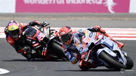 Ultimate Tayaan ng Online Motor Racing .